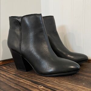 New Aldo Black Ankle Boots